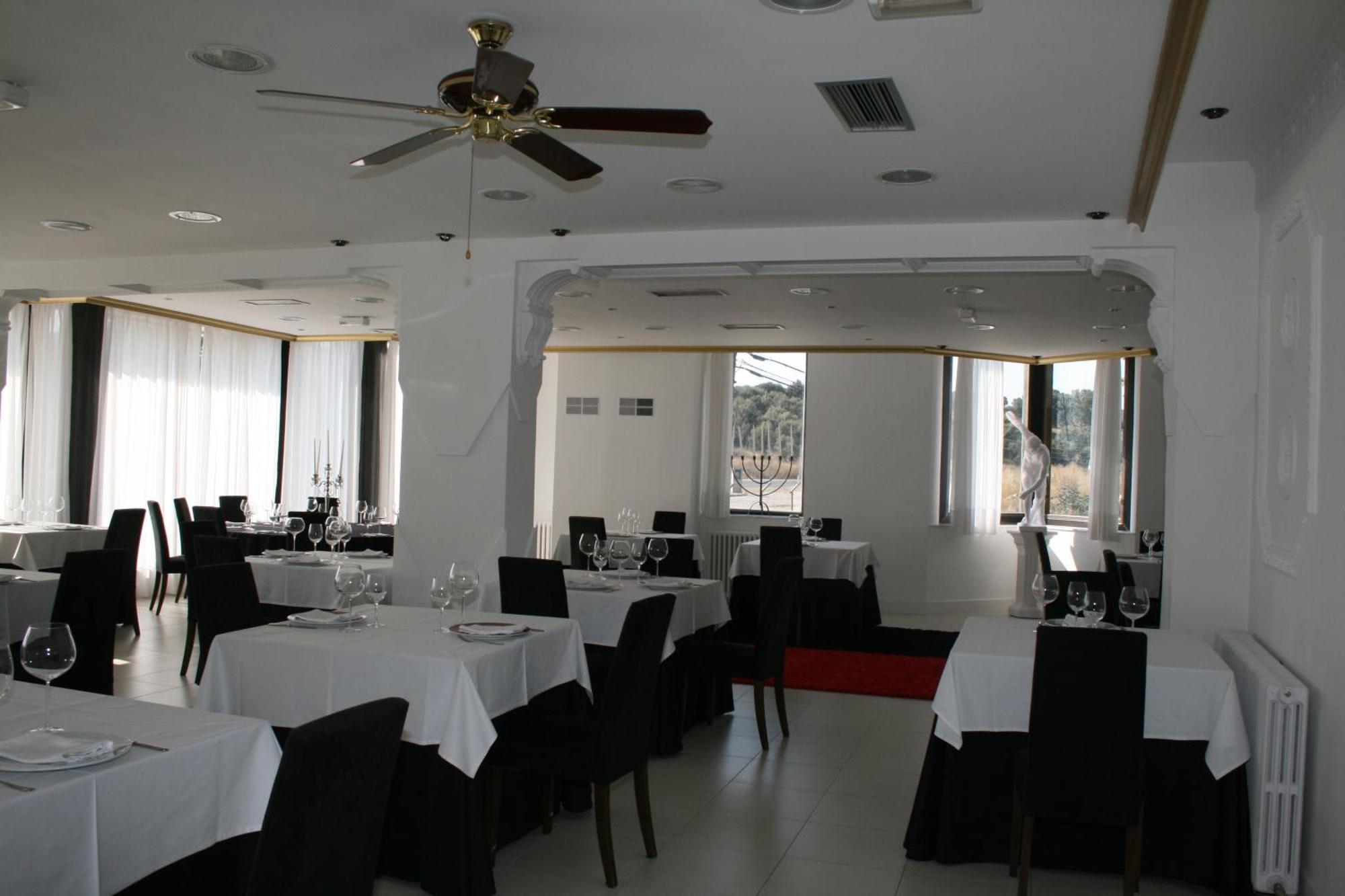 Mirador Del Ermitage Hotel La Baneza Ngoại thất bức ảnh