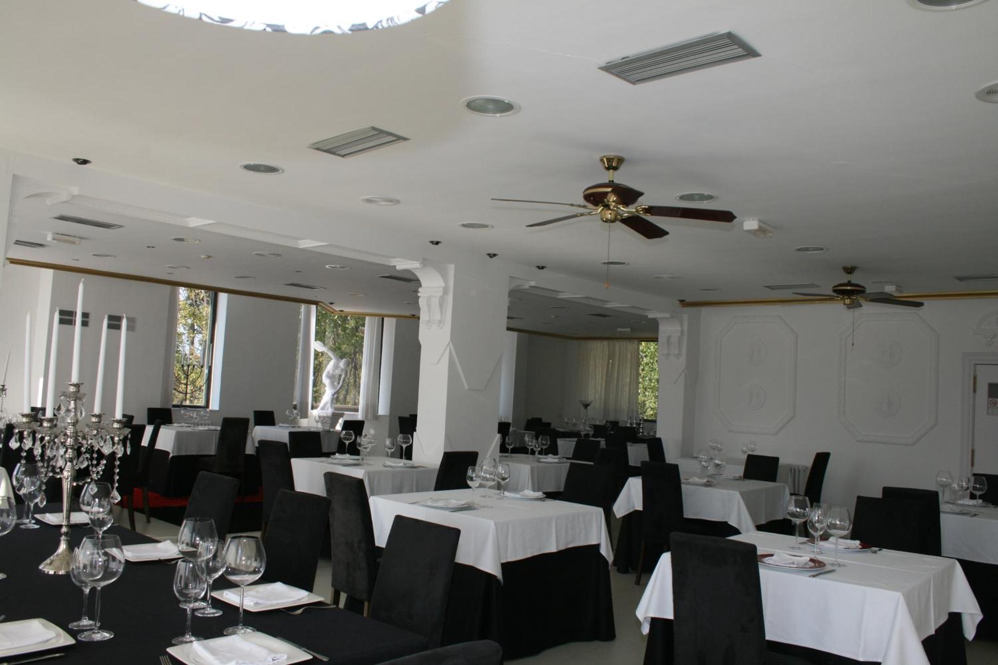 Mirador Del Ermitage Hotel La Baneza Ngoại thất bức ảnh